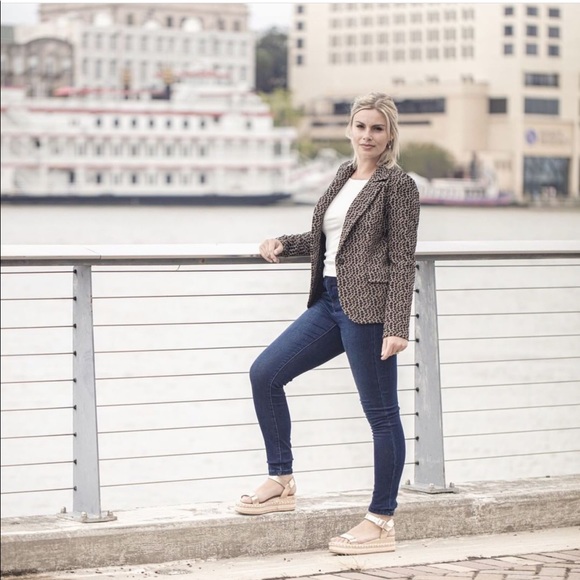 Elliott Lauren Spot Check One-Button Blazer - Picture 3 of 3